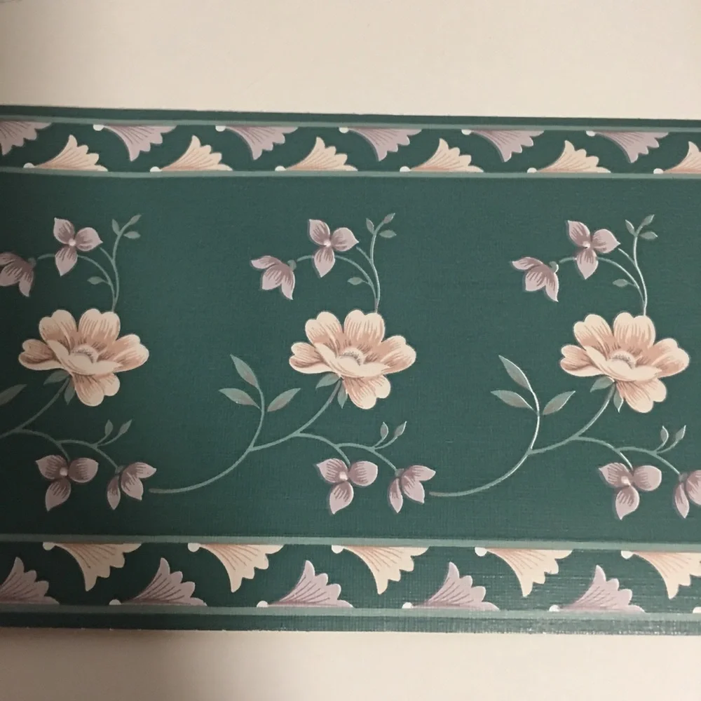 WALLPAPER BORDER GREEN PASTEL PINK FLOWERS 5 1/4” 45’ total NIP